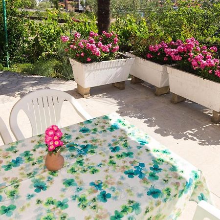 Apartment Milka A4 Кърк Екстериор снимка